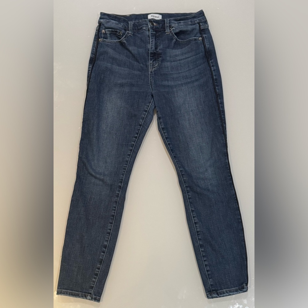 Pistola Straight Leg Jeans with Black Trim – Size 29